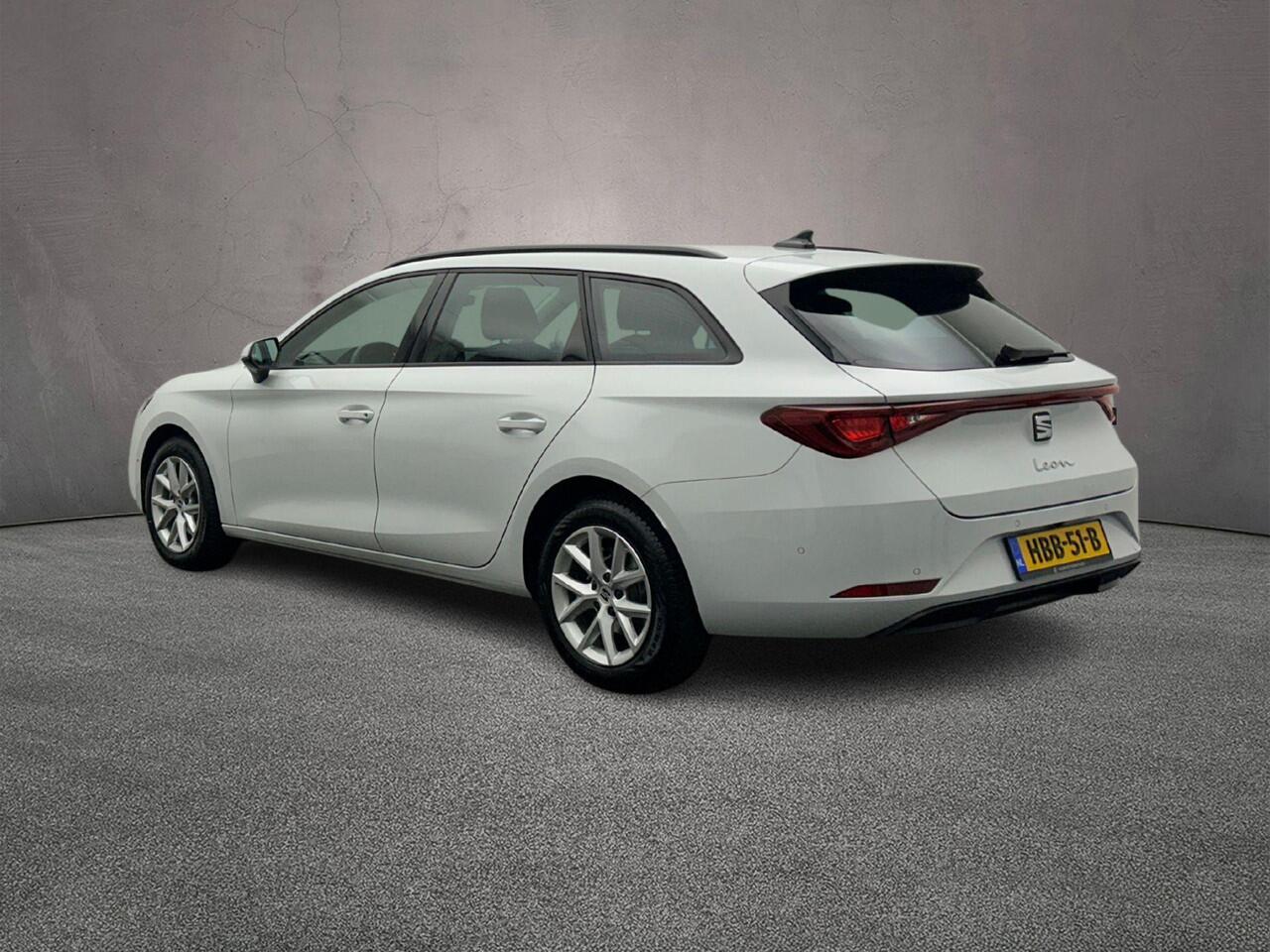 Seat LEON Sportstourer Style Business Intense 1.5 eTSI 150pk DSG Automaat Adaptive cruise control, Navigatie, Achteruitrijcamera, LED koplampen, Parkeersensoren