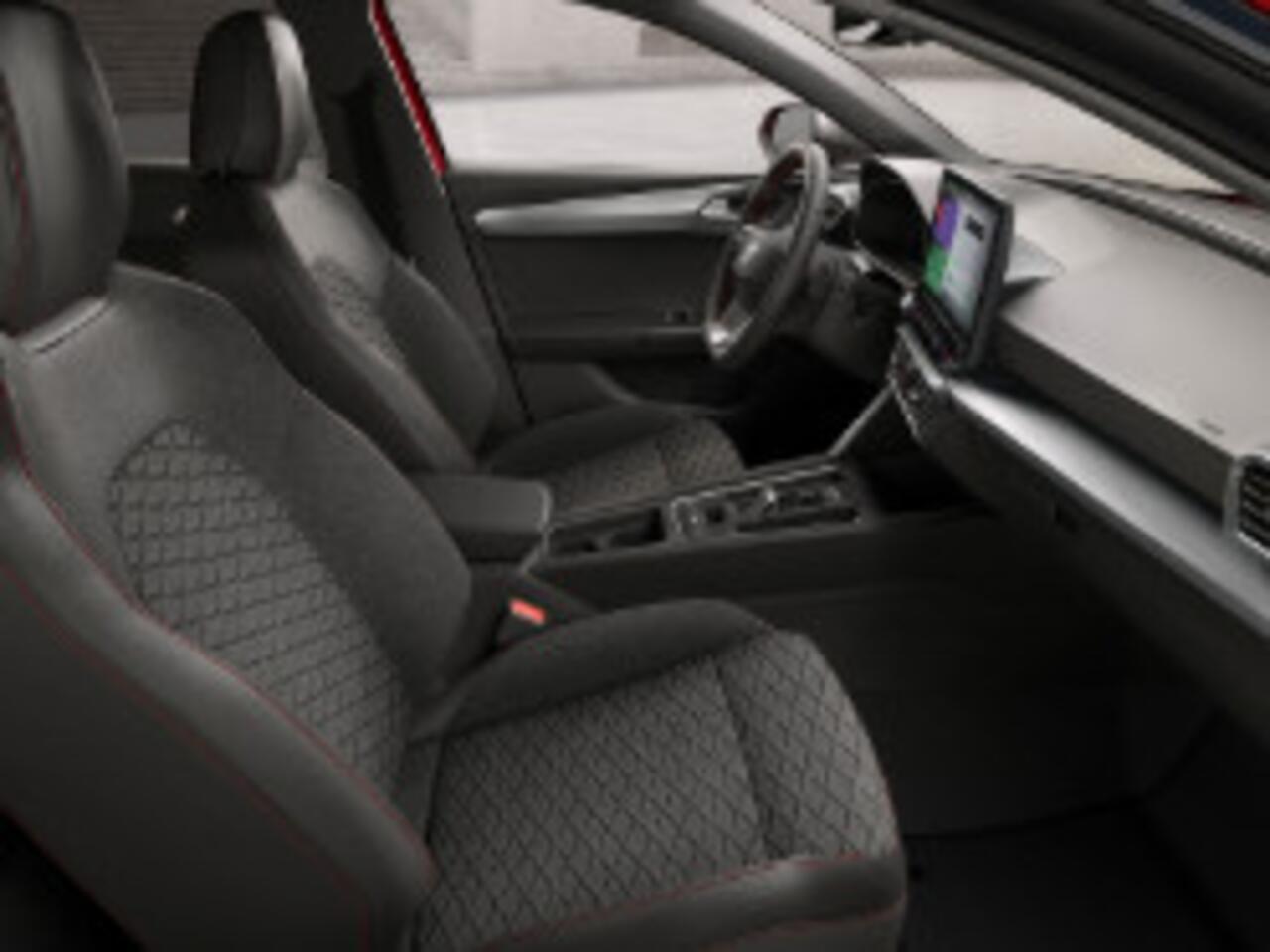 Seat LEON 1.5 TSI e-Hybrid FR Business | Black Pack | Panorama Dak | Herwaardering!