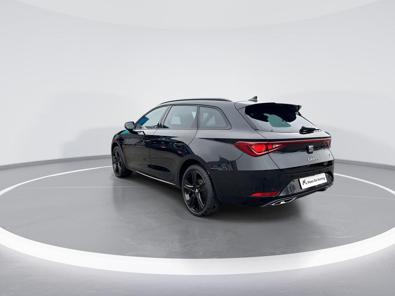 Seat LEON Sportstourer 1.5 TSI e-Hybrid FR Business 204 PK l Black Pack l Technology Pack | 3000,- Herwaardering!