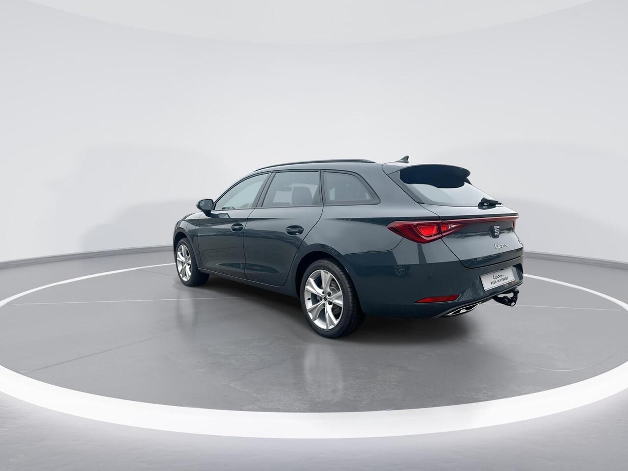 Seat LEON Sportstourer FR Business 1.5 TSI eHybrid 150 kW / 204 PK Statio | Technology Pack | Trekhaak Wegklapbaar | 3000,- Herwaardering!!