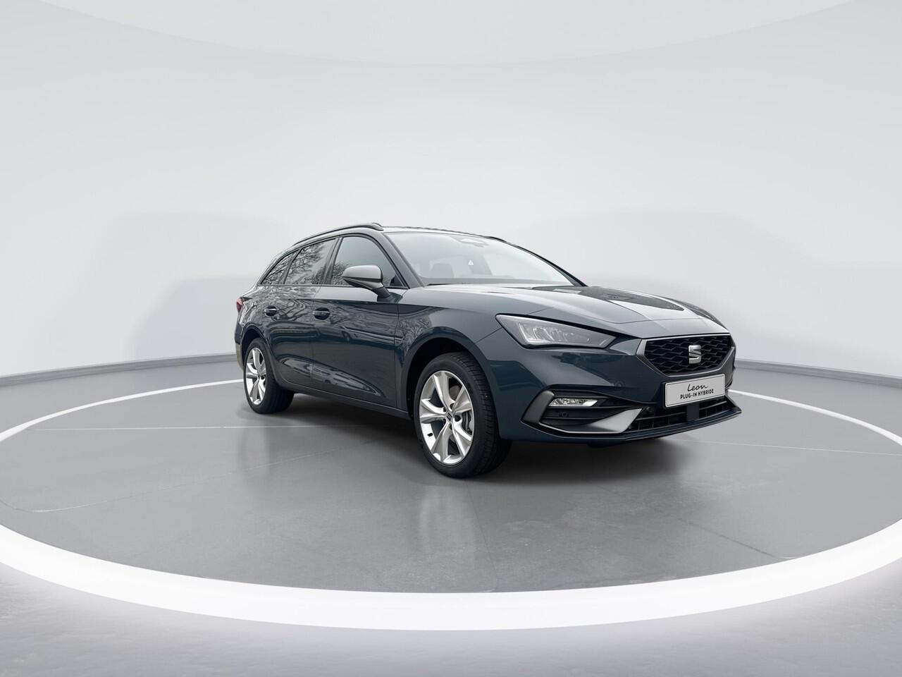 Seat LEON Sportstourer FR Business 1.5 TSI eHybrid 150 kW / 204 PK Statio | Technology Pack | Trekhaak Wegklapbaar | 3000,- Herwaardering!!