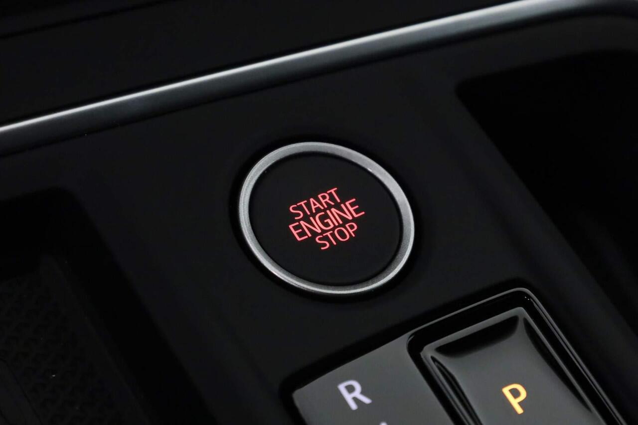 Seat LEON Sportstourer FR Business 1.5 TSI eHybrid 150 kW / 204pk