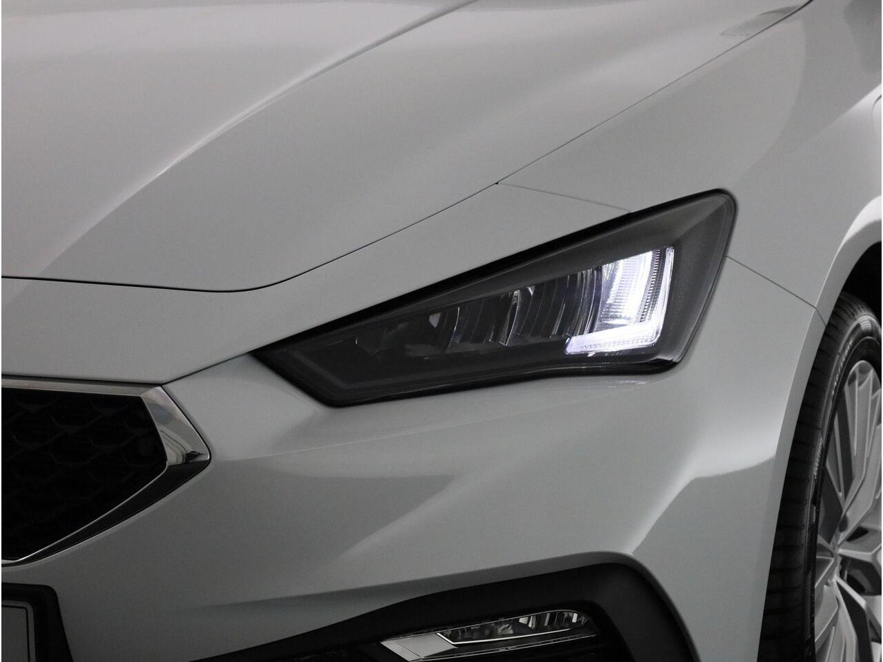 Seat LEON Sportstourer Style 1.5 TSI eHybrid 150 kW / 204 pk