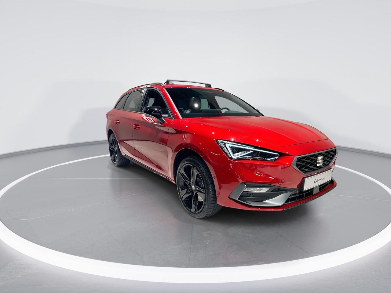 Seat LEON Sportstourer 1.5 TSI e-Hybrid FR PHEV | Black Pack | Technology Pack | Panoramadak | SEAT Audio System| 18 Inch | Matrix LED | Dinamica® zwart, elektrisch verstelbaar | 3000,- Euro Herwaardering!