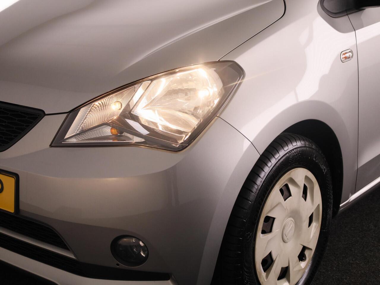 Seat MII 1.0 Style Intense 60 pk | Navigatie via App | Airco | Parkeersensoren achter | Cruise control |