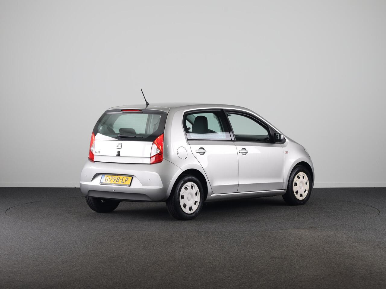 Seat MII 1.0 Style Intense 60 pk | Navigatie via App | Airco | Parkeersensoren achter | Cruise control |