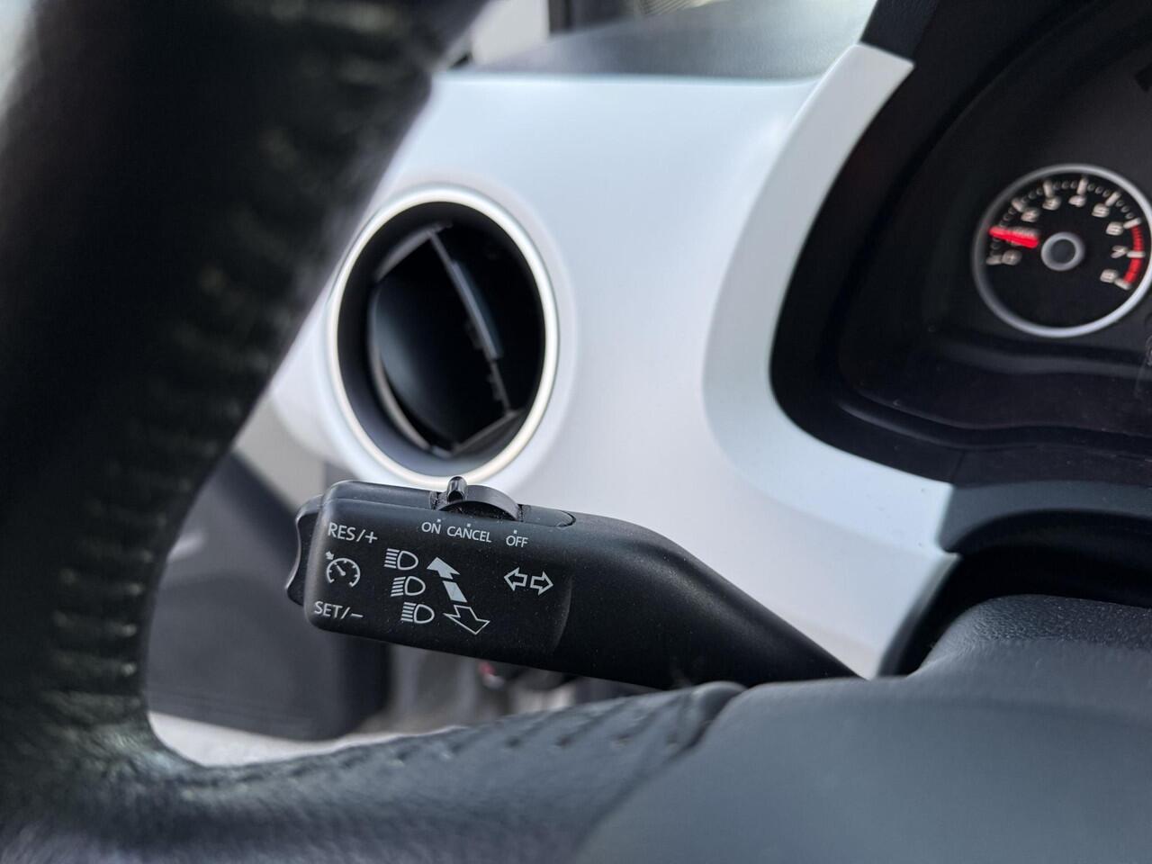 Seat MII 1.0 Sport Connect 1ste Eigenaar | Beats Audio | LM velgen | Cruise controle