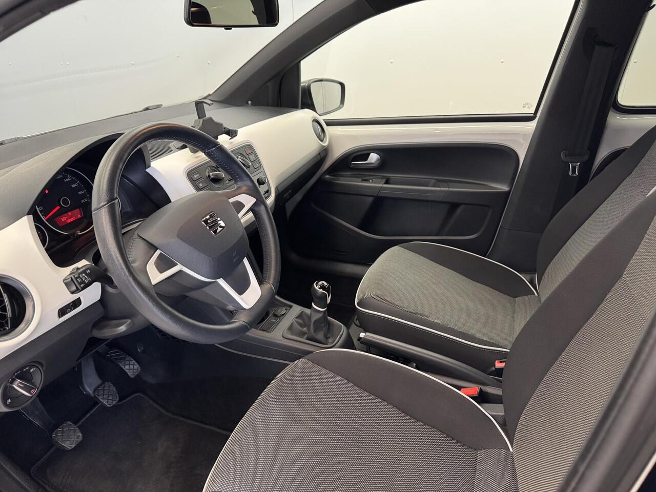 Seat MII 1.0 Style Intense | Smartphone integratie via app | Cruise | Lichtmetalen velgen | Rijklaarprijs