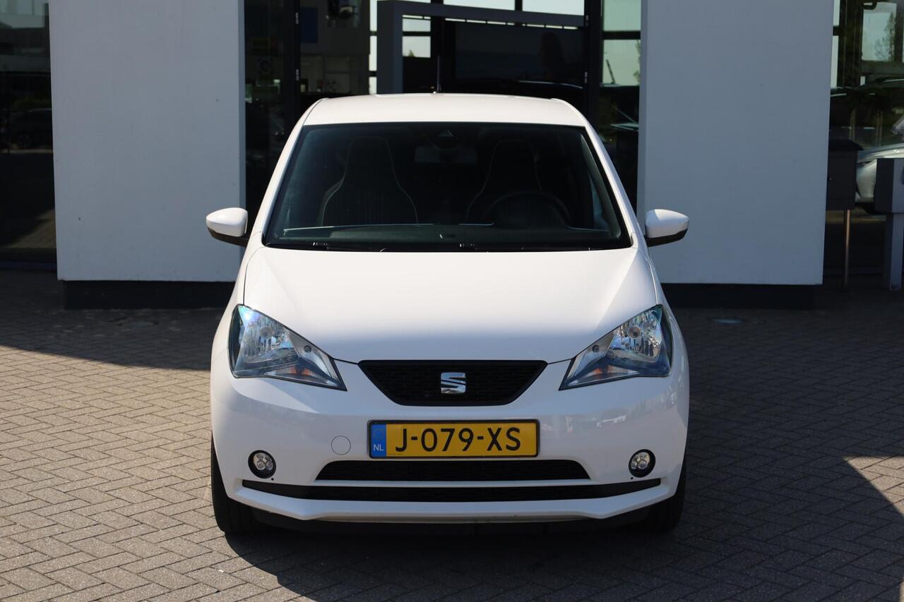 Seat MII Electric electric Plus 83PK / 61kW, NL auto 1e eigenaar dealeronderhouden, verwarmbare voorstoelen, climatronic, privacy glas, lederen stuurwiel, cruise control, parkeersensoren achter