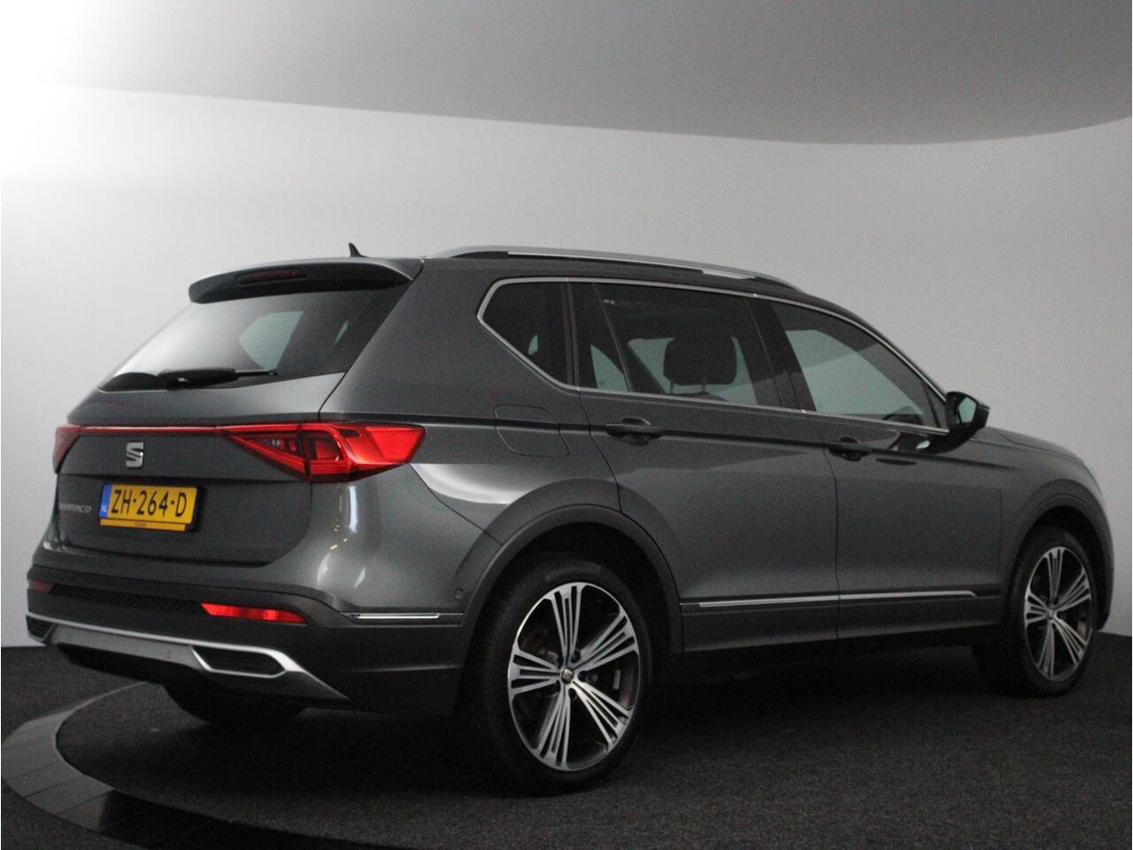 Seat Tarraco 1.5 TSI Xcellence | Panoramadak | 20" LM velgen | Lederen bekleding | Navigatie | 360 Camera |