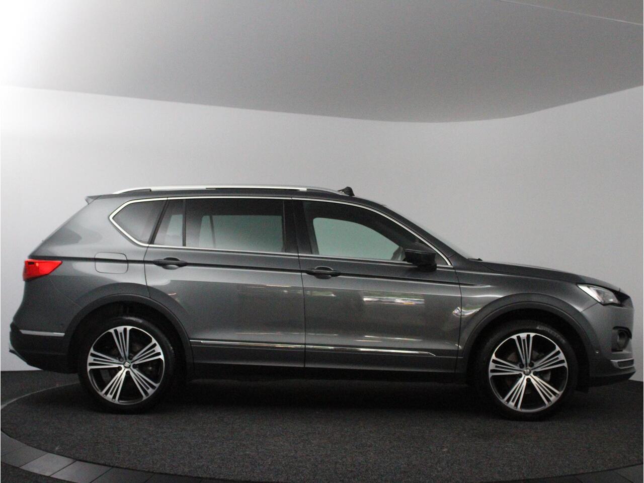 Seat Tarraco 1.5 TSI Xcellence | Panoramadak | 20" LM velgen | Lederen bekleding | Navigatie | 360 Camera |