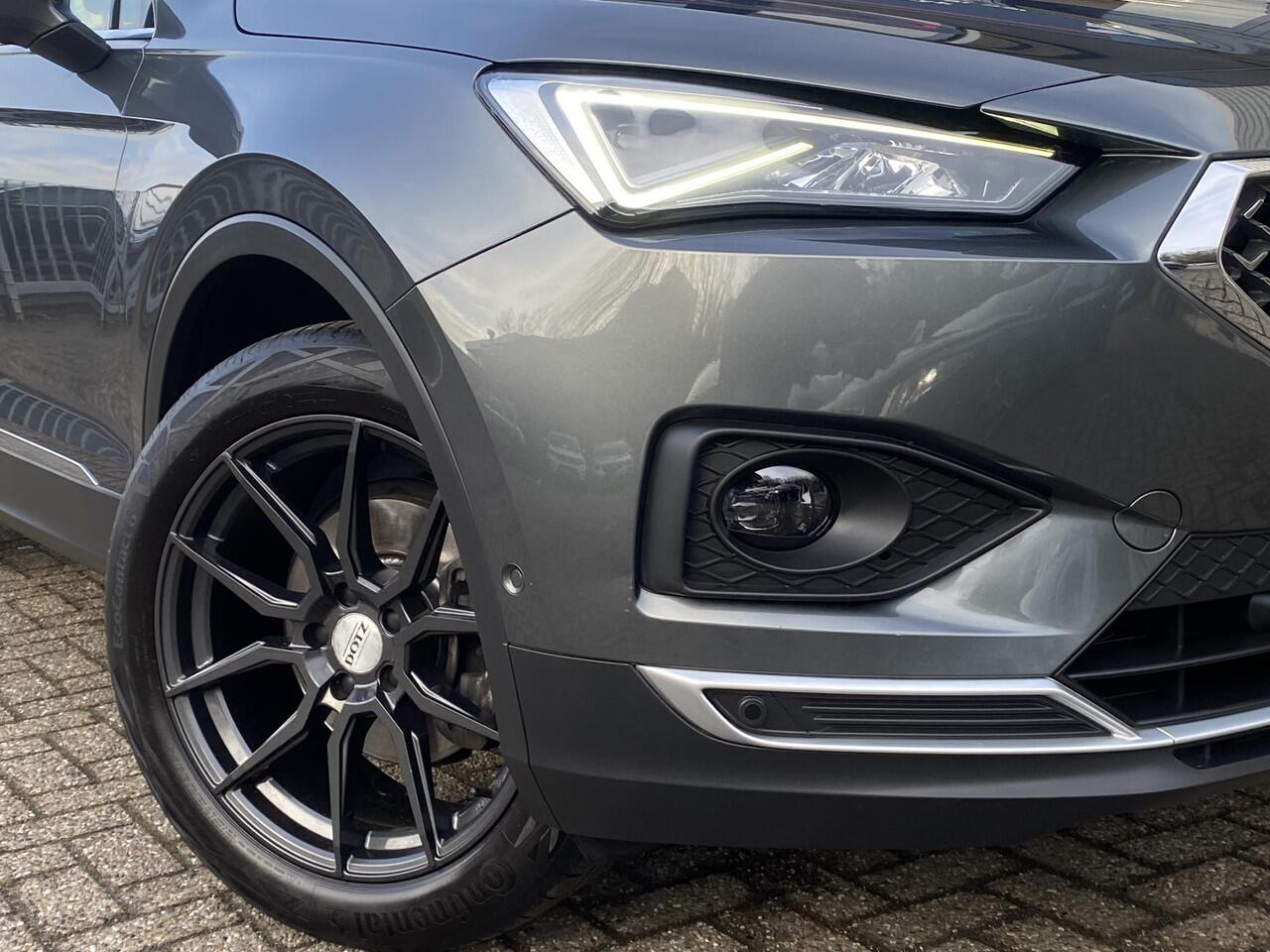 Seat Tarraco 1.5 TSI Xcellence / NL-Auto / Elektr.-Stoelen met Geheugen / Stoelverwarming V+A / Apple-Carplay & Android-Auto / Adaptieve Cruise-Control / Climate-Control / Elektr.-Trekhaak / Elektr.-Achterklep / Keyless / Draadloze-Telefoonlader / DAB Radio-Bluetooth 