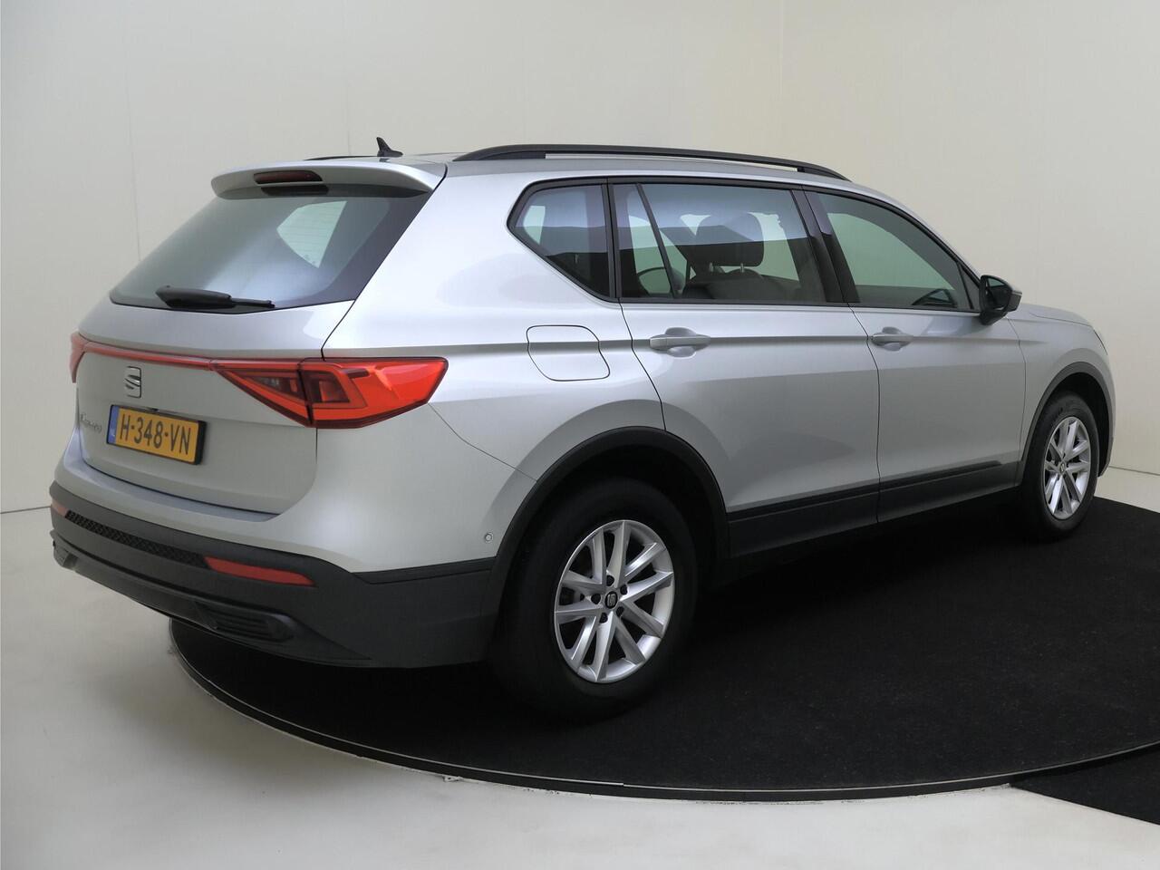 Seat Tarraco 1.5 TSI Style | Parkeerasisstent | Achteruitrijcamera | 3-zone airco | Dodehoek detectie | Navigatie | Digital cockpit | Elektrisch inklapbare buitenspiegels |