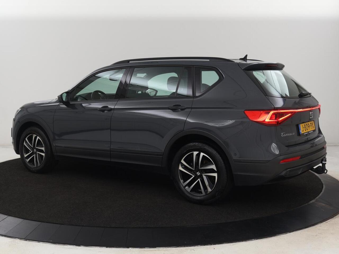 Seat Tarraco 1.5 TSI Style 7-Persoons | Trekhaak | Park Assist | Camera | Carplay | 18'' | Climate control | Cruise control | Full LED