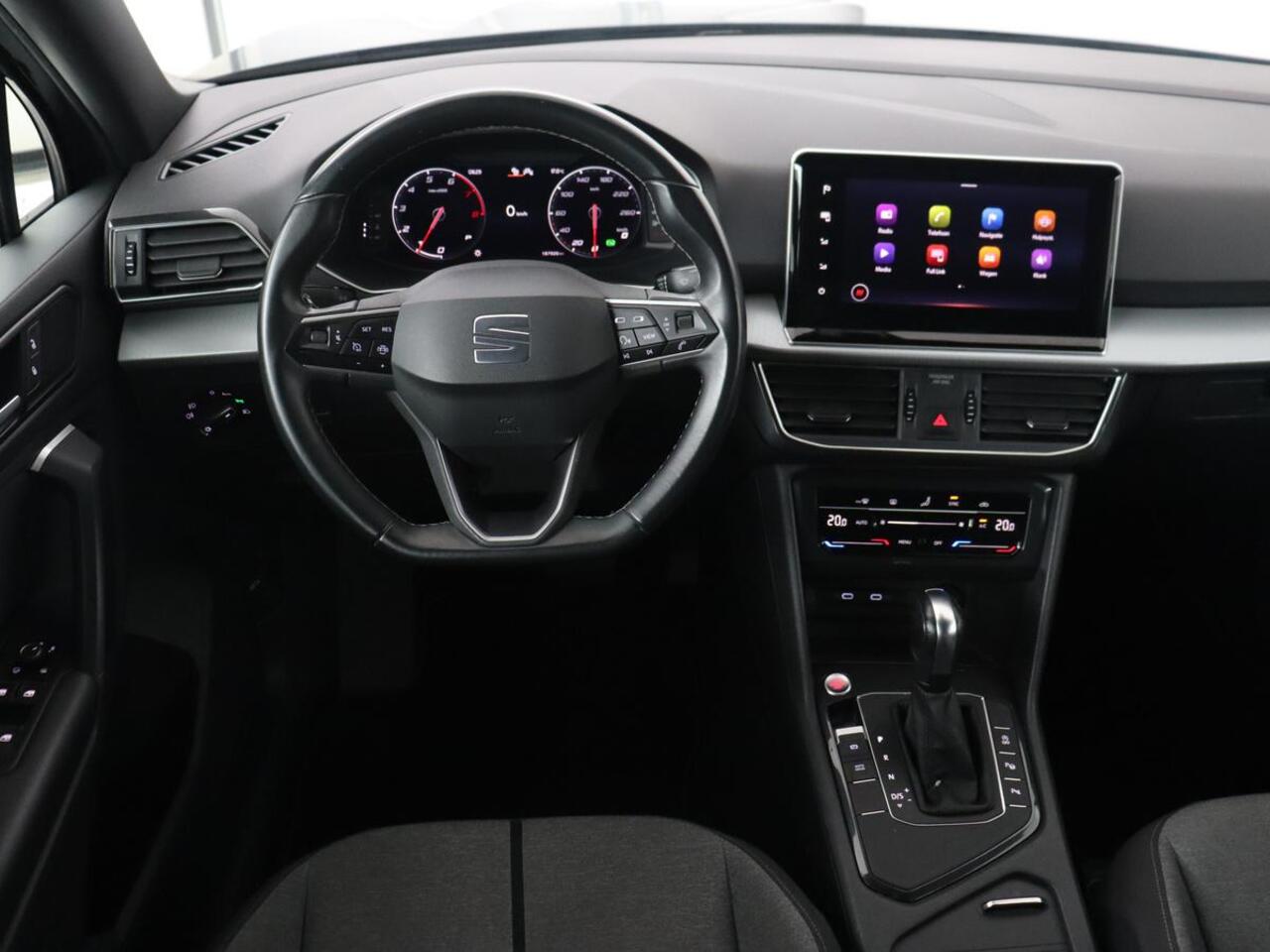 Seat Tarraco 1.5 TSI Style 7-Persoons | Trekhaak | Park Assist | Camera | Carplay | 18'' | Climate control | Cruise control | Full LED