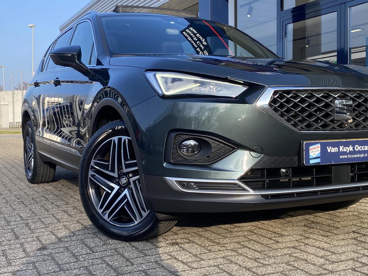 Seat Tarraco 1.5 TSI Xcellence / Automaat / NL-Auto / Vol-Leder / Open-Panodak / Stoelverwarming V+A / Apple-Carplay & Android-Auto / Adaptieve Cruise-Control / Climate-Control / Elektr.-Trekhaak / Elektr.-Achterklep / Keyless / Draadloze-Telefoonlader / DAB Radio-Blu