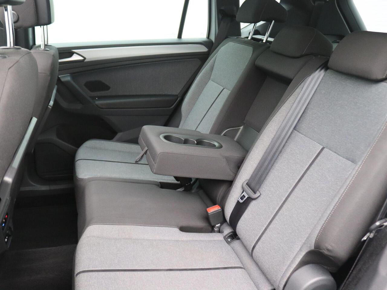 Seat Tarraco 1.5 TSI Style 7p. 150PK DSG Pano-Schuifdak, Adaptieve Cruise Controle, Beats Audio, Keyless, Side Assist, Achteruitrijcamera, Navi, Trekhaak, 17" LM Velgen