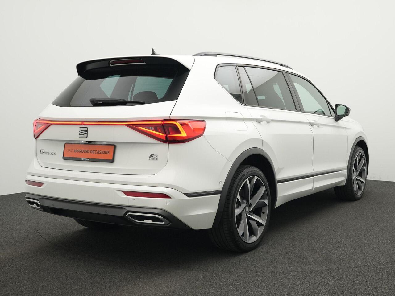 Seat Tarraco 1.4 TSI e-Hybrid 245 pk PHEV FR Business Intense | LED | Trekhaak | 360° camera | Standkachel | Park Assist | 20 inch