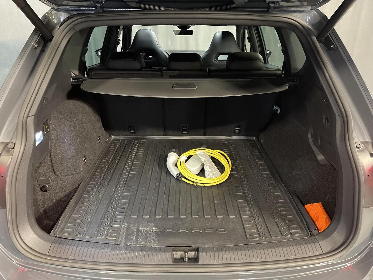 Seat Tarraco 1.4 TSI e-Hybrid PHEV FR Business Intense 20"/Panoramadak/Elektrische klep/Virtual Cockpit/360 Camera/Stuur + stoelverwarming v+a/LED/Apple Carplay & Android Auto