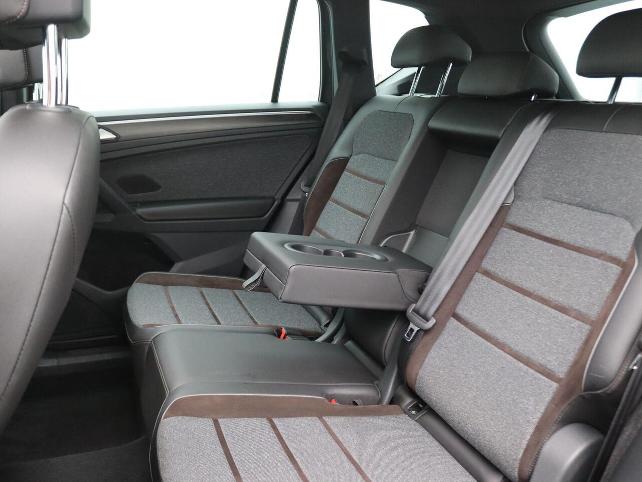 Seat Tarraco 1.4 TSI e-Hybrid PHEV Xcellence 245PK DSG Pano-Schuifdak, Adaptieve Cruise Controle, Achteruitrijcamera, Keyless, Side Assist, Stoel-Stuurverwarming, Trekhaak, 19" LM Velgen