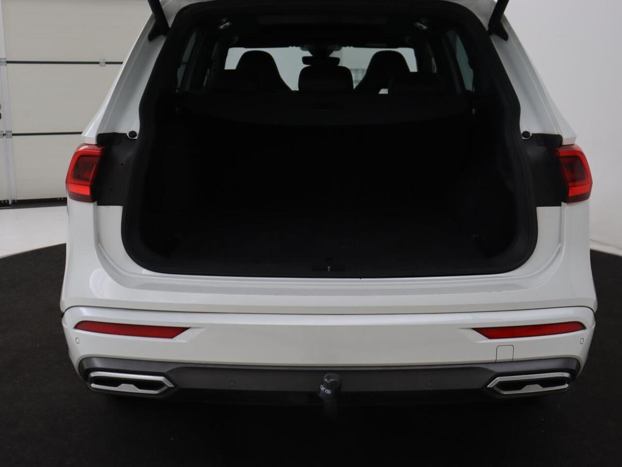 Seat Tarraco 1.4 TSI eHybrid PHEV FR | Panoramadak | Trekhaak | Adaptive cruise | Alcantara | Carplay | Navigatie | Camera | Full LED | 19'' lichtmetalen velgen | Plug In