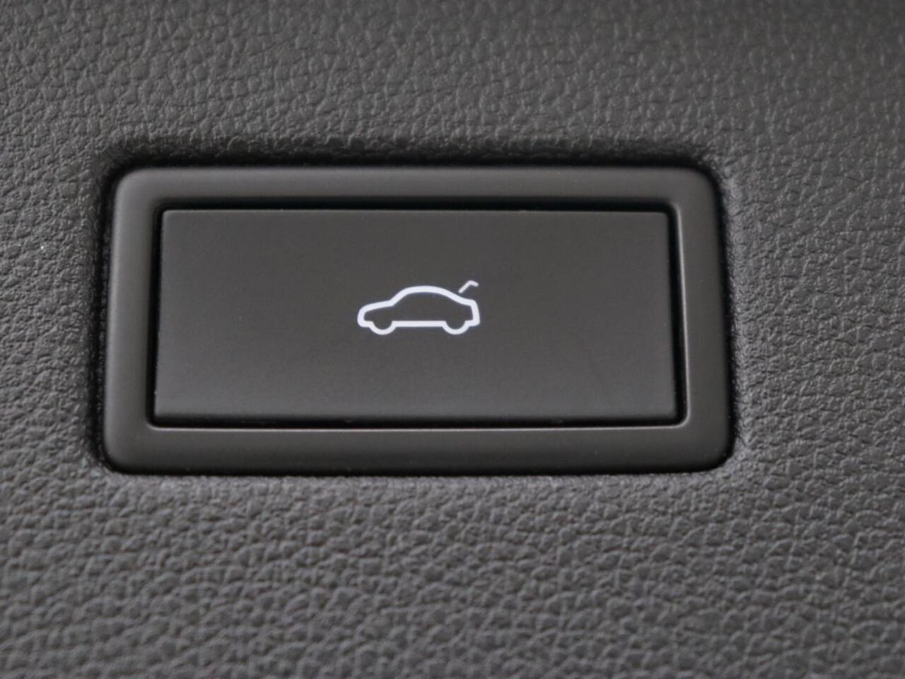 Seat Tarraco 1.4 TSI eHybrid PHEV FR | Panoramadak | Trekhaak | Adaptive cruise | Alcantara | Carplay | Navigatie | Camera | Full LED | 19'' lichtmetalen velgen | Plug In