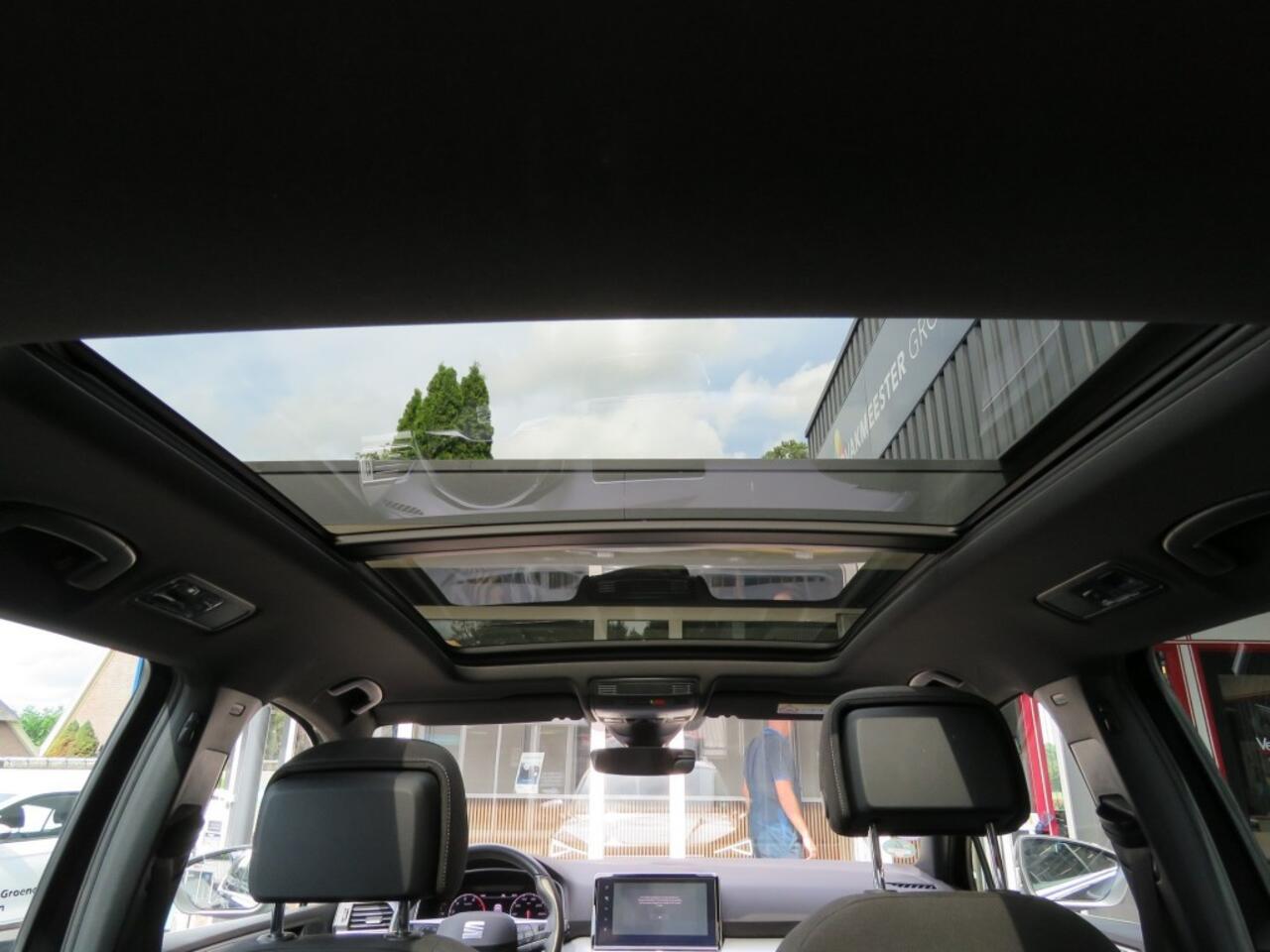 Seat Tarraco 1.5 TSI 150pk DSG-aut. Style Business Intense / Pano / Camera / Trekhaak / BOVAG garantie