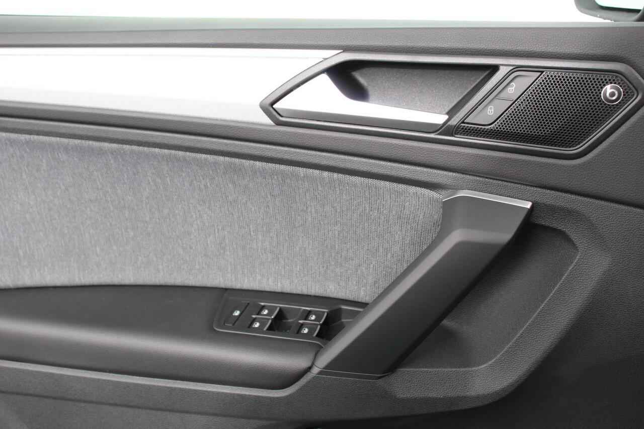 Seat Tarraco 1.5 TSI Style 7p. DSG | Navigatie | Adaptive Cruise Control | 18 Inch Lichtmetalen Velgen | Elektrische Trekhaak | BEATS Audio | Elektrische Achterklep |