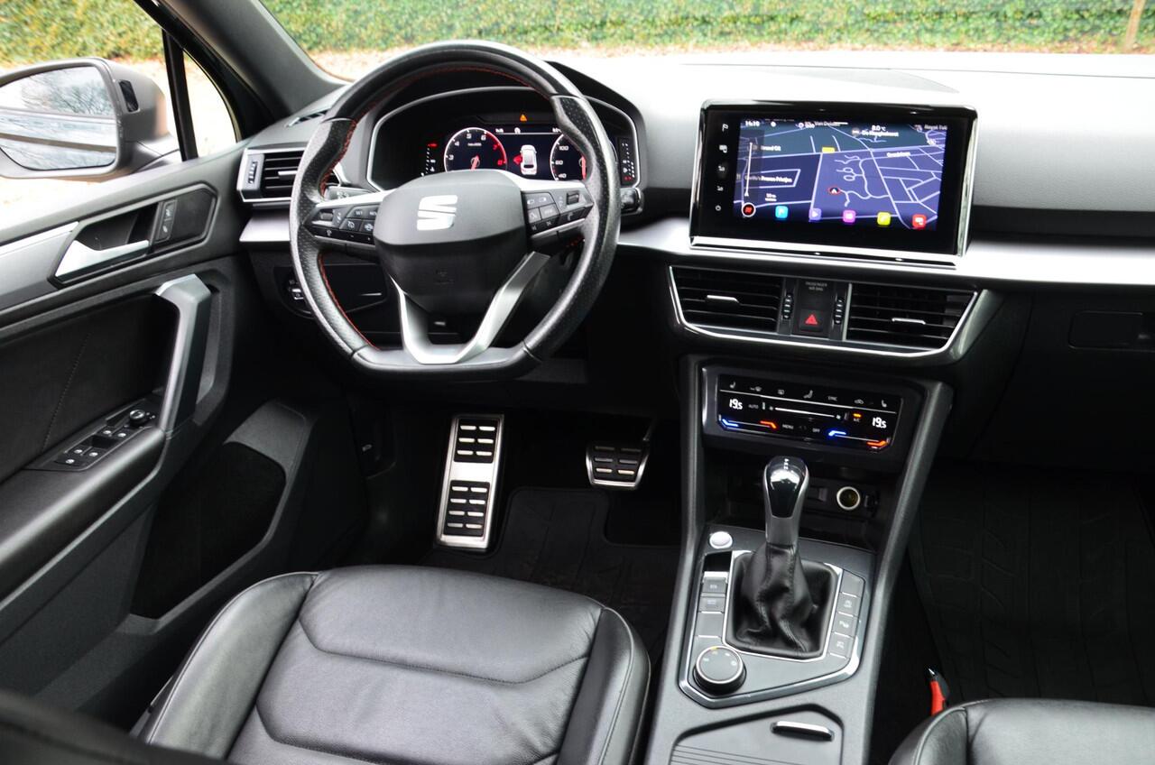 Seat Tarraco 1.5 TSI FR Automaat/Navi/Pdc/Ecc/Stoelverwarming/Leer/360°-camera/Achterbank verwarmd/Driver Assistance Pack/Volledig digitaal instrumentenpaneel/Trekhaak-Wegklapbaar/Privacy-Glass