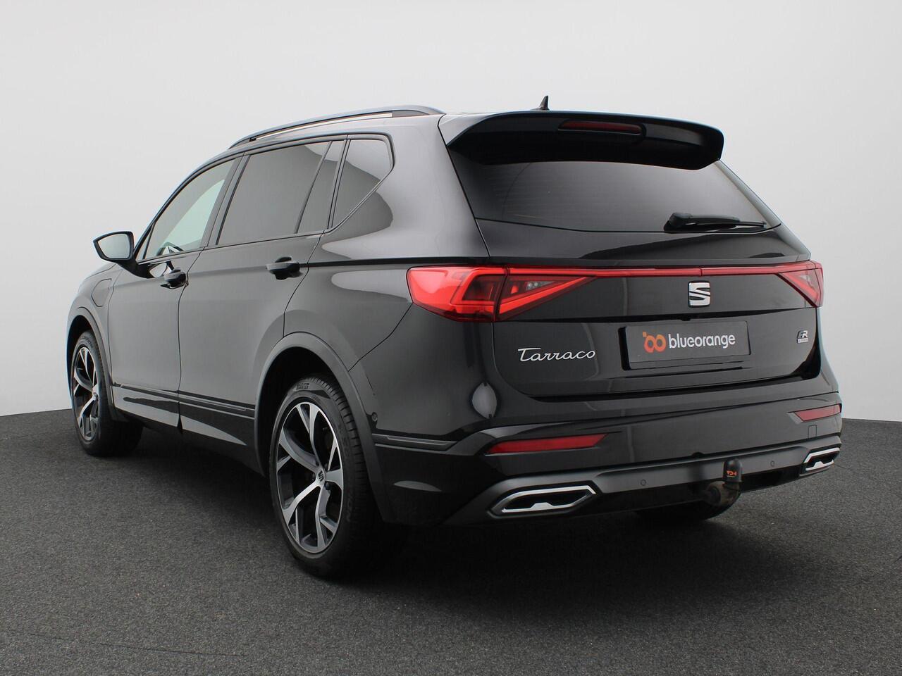 Seat Tarraco 1.4 TSI e-Hybrid PHEV FR 245PK DSG Adaptieve Cruise Controle, Achteruitrijcamera, Keyless, Side Assist, Stoel en Achterbankverwarming, Navi, Trekhaak, 19" LM Velgen