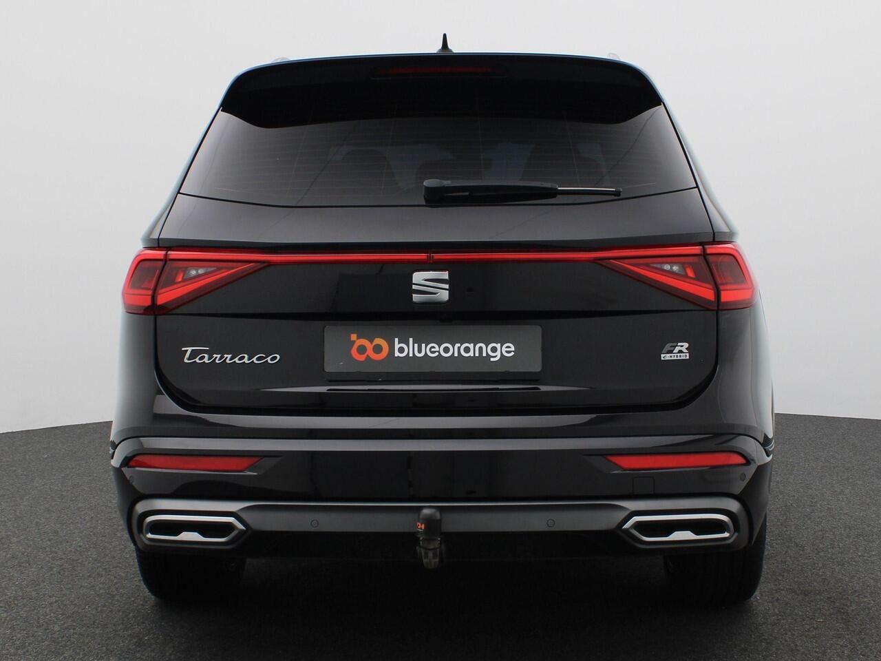 Seat Tarraco 1.4 TSI e-Hybrid PHEV FR 245PK DSG Adaptieve Cruise Controle, Achteruitrijcamera, Keyless, Side Assist, Stoel en Achterbankverwarming, Navi, Trekhaak, 19" LM Velgen