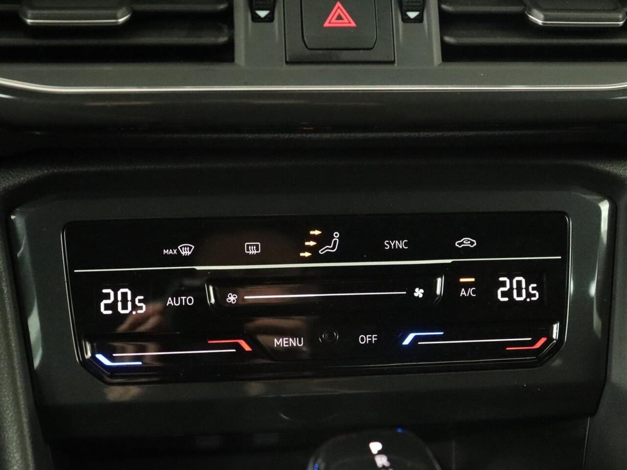 Seat Tarraco 1.5 TSI FR | Trekhaak | Carplay | Camera | Adaptive cruise | Trekhaak | Navigatie | Memory | Full LED | Sfeerverlichting | Keyless | Park Assist | 20'' lichtmetalen velgen