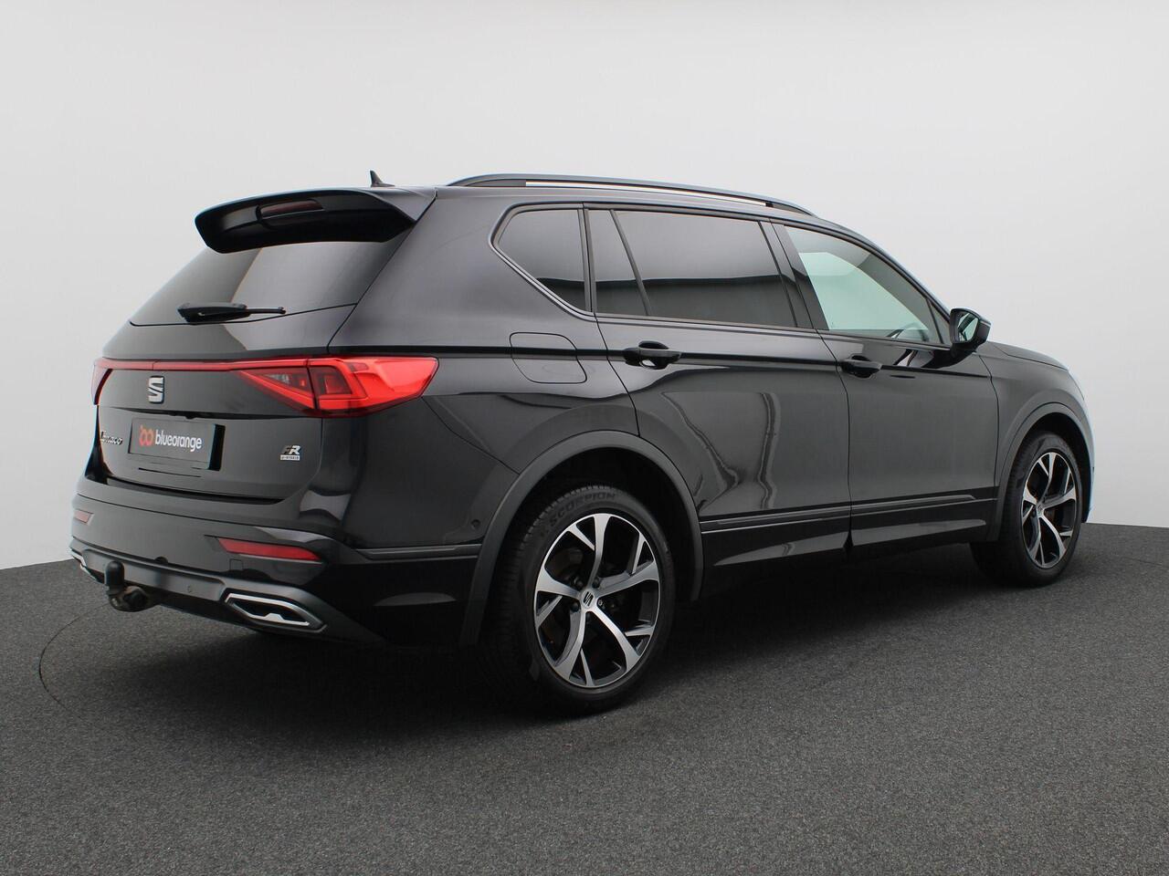 Seat Tarraco 1.4 TSI e-Hybrid PHEV FR 245PK DSG Trekhaak, Achteruitrijcamera, Keyless, Side Assist, Stoel en Achterbankverwarming, Navi, 19" LM Velgen, Adaptieve Cruise Controle