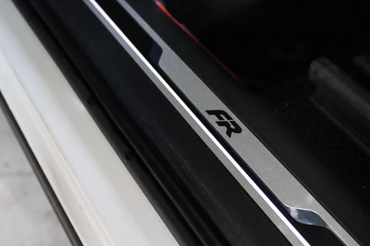 Seat Tarraco 1.5 TSI FR Business Intense, 7-Persoons, Panoramadak, 360 Camera, Memory Stoelen,