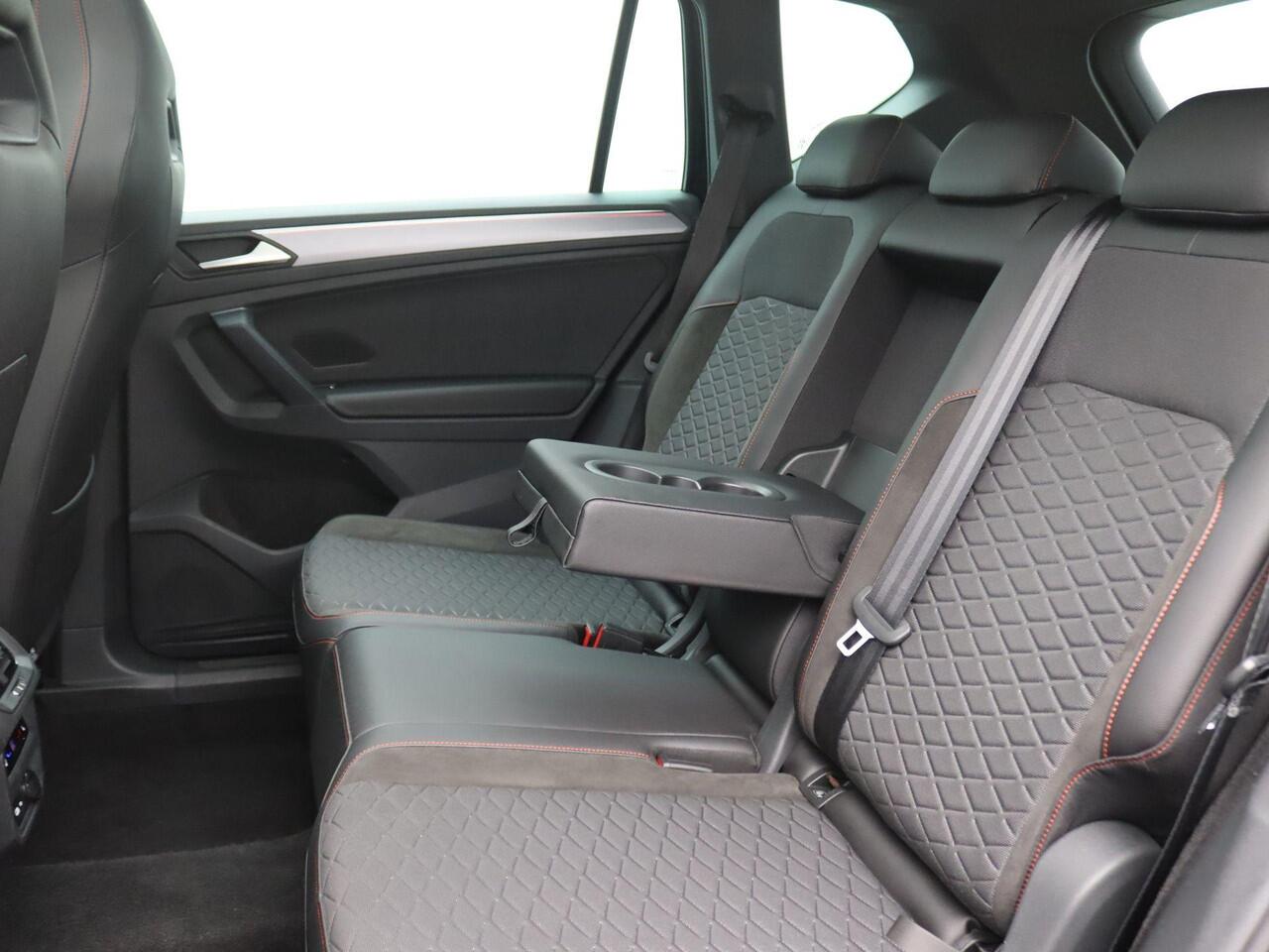 Seat Tarraco 1.4 TSI e-Hybrid PHEV FR Business Intens 245PK DSG Pano-Schuifdak, Trekhaak, 360gr. Camera, Stoel-Stuurverwarming, 19" LM Velgen, Keyless, Elektr. Achterklep