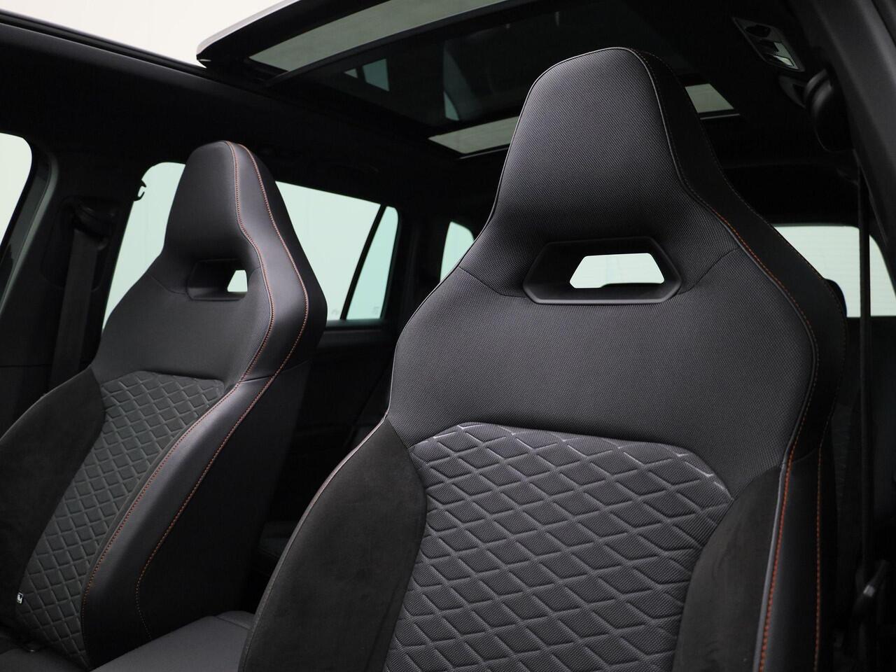 Seat Tarraco 1.4TSIe-Hybrid 180kW/245PK PHEV FR DSG · Panoramadak · Trekhaak · Camera + Parkeersensoren