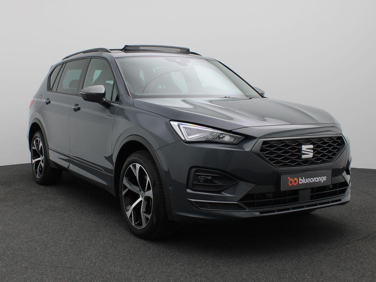 Seat Tarraco 1.4 TSI e-Hybrid PHEV FR Business int. 245PK DSG Pano-Schuifdak, Trekhaak, 19" LM Velgen, Keyless, Voorstoelen en achterbank verwarmd, Side Assist, Elektr. Achterklep
