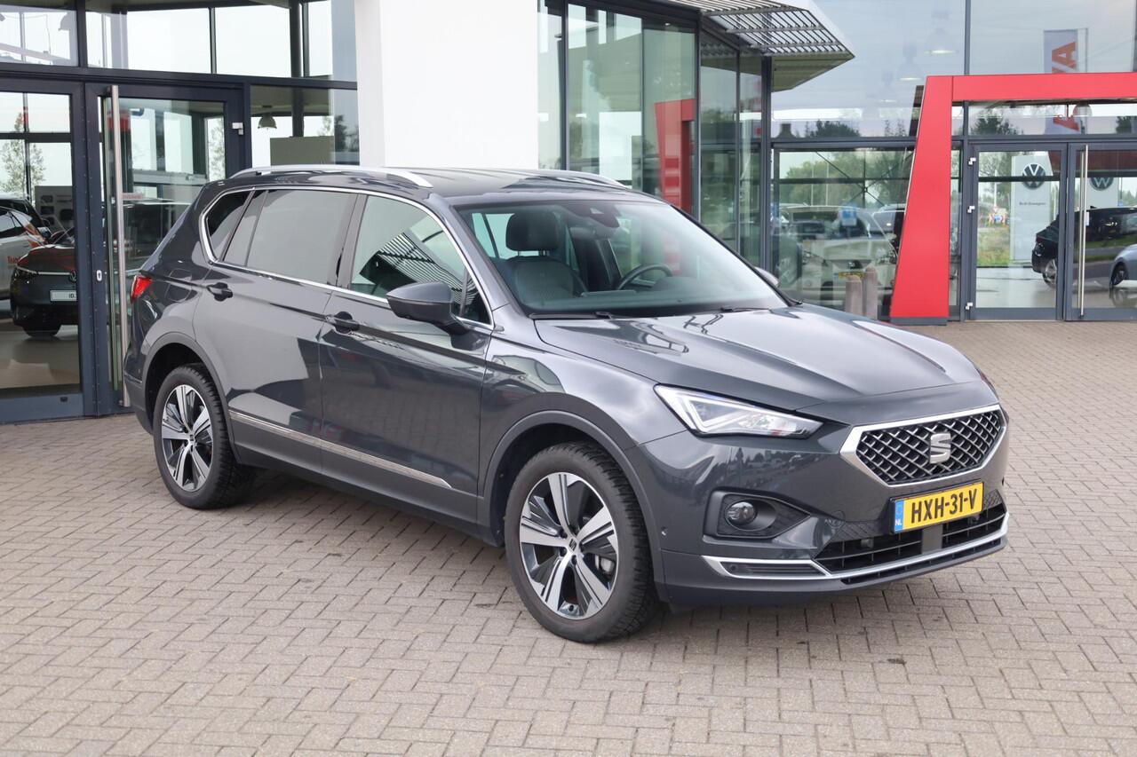 Seat Tarraco 1.4 TSI e-Hybrid PHEV Xperience Business Intense achteruitrijcamera elektrische achterklep zwarte dakhemel leder / alcantara digital cockpit navigatie privacy glas draadloos carplay ACC dealer onderhouden