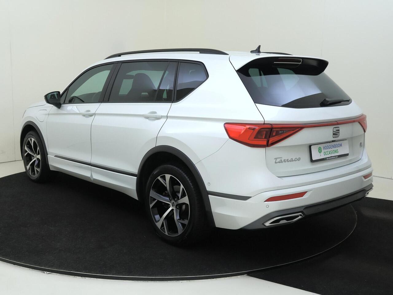 Seat Tarraco 1.4 TSI e-Hybrid PHEV FR Business | Trekhaak | Adaptieve demping | Parkeerassistent | Keyless | Stoelverwarming voor en achter | Dodehoek detectie | Achteruitrijcamera |