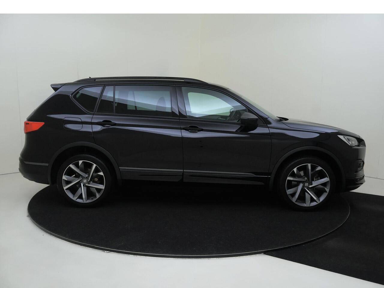 Seat Tarraco 1.4 TSI e-Hybrid PHEV FR Business | Trekhaak | Keyless | Adaptieve demping | Stoelverwarming voor en achter | Parkeerassistent | Dodehoek detectie | Achteruitrijcamera |