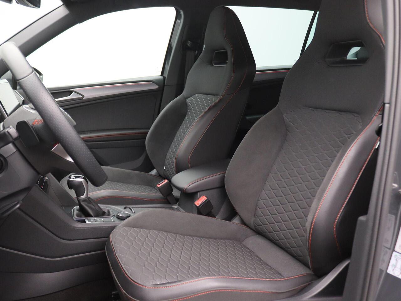 Seat Tarraco 1.4 TSI e-Hybrid PHEV FR Business 245PK DSG Trekhaak, Achteruitrijcamera, Elektrische Memorystoel, Adaptieve Cruise Control, Side Assist, Keyless, Easy Open, Stoelverwarming voor + achter, 19" LM Velgen