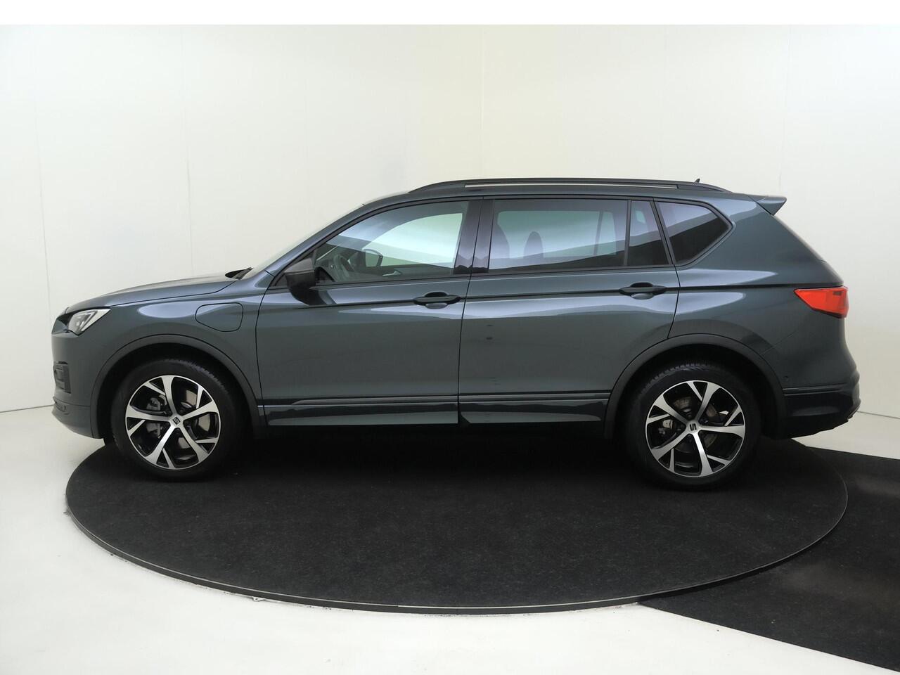 Seat Tarraco 1.4 TSI e-Hybrid PHEV FR Business | Keyless | 360 camera | Adaptieve demping | Dodehoek detectie | Navigatie | Parkeerassistent | Stoel- en stuurwielverwarming | Adaptieve cruise control |