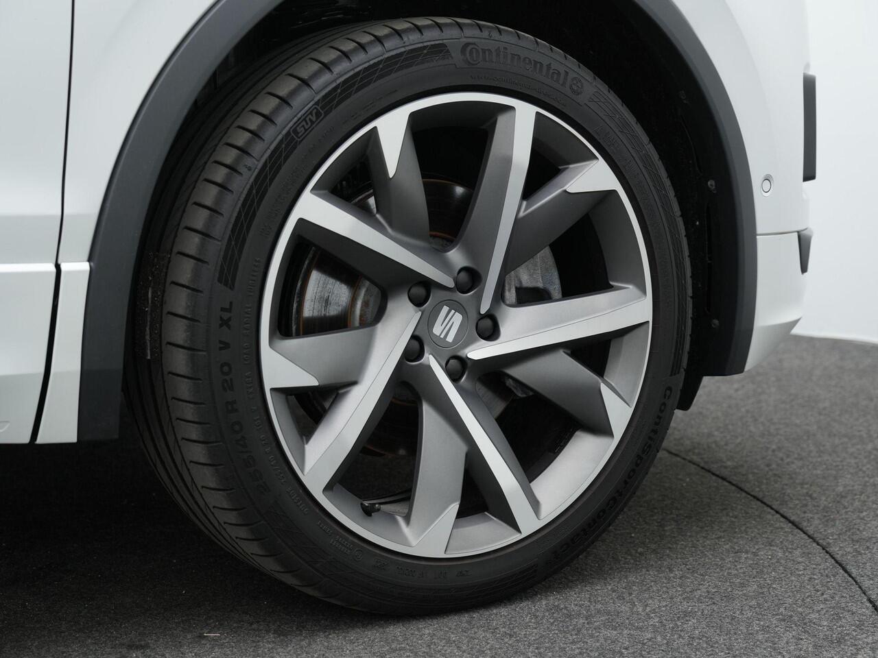 Seat Tarraco 1.4 TSI e-Hybrid 245 pk PHEV FR Business | Panoramadak | Trekhaak | Geheugenstoel | 360 camera | Stuur-/achterbankverwarming