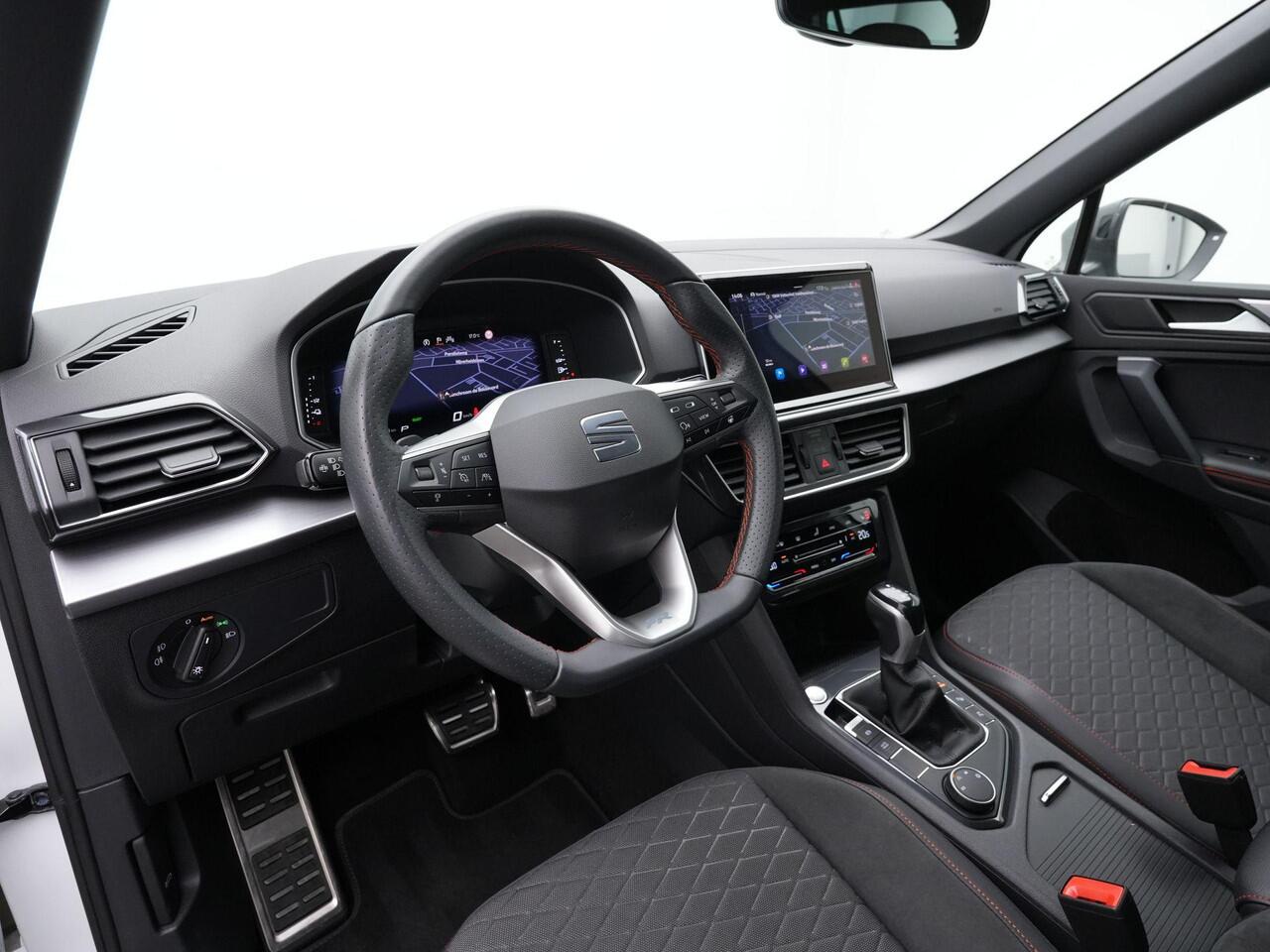 Seat Tarraco 1.4 TSI e-Hybrid 245 pk PHEV FR Business | Panoramadak | Trekhaak | Geheugenstoel | 360 camera | Stuur-/achterbankverwarming