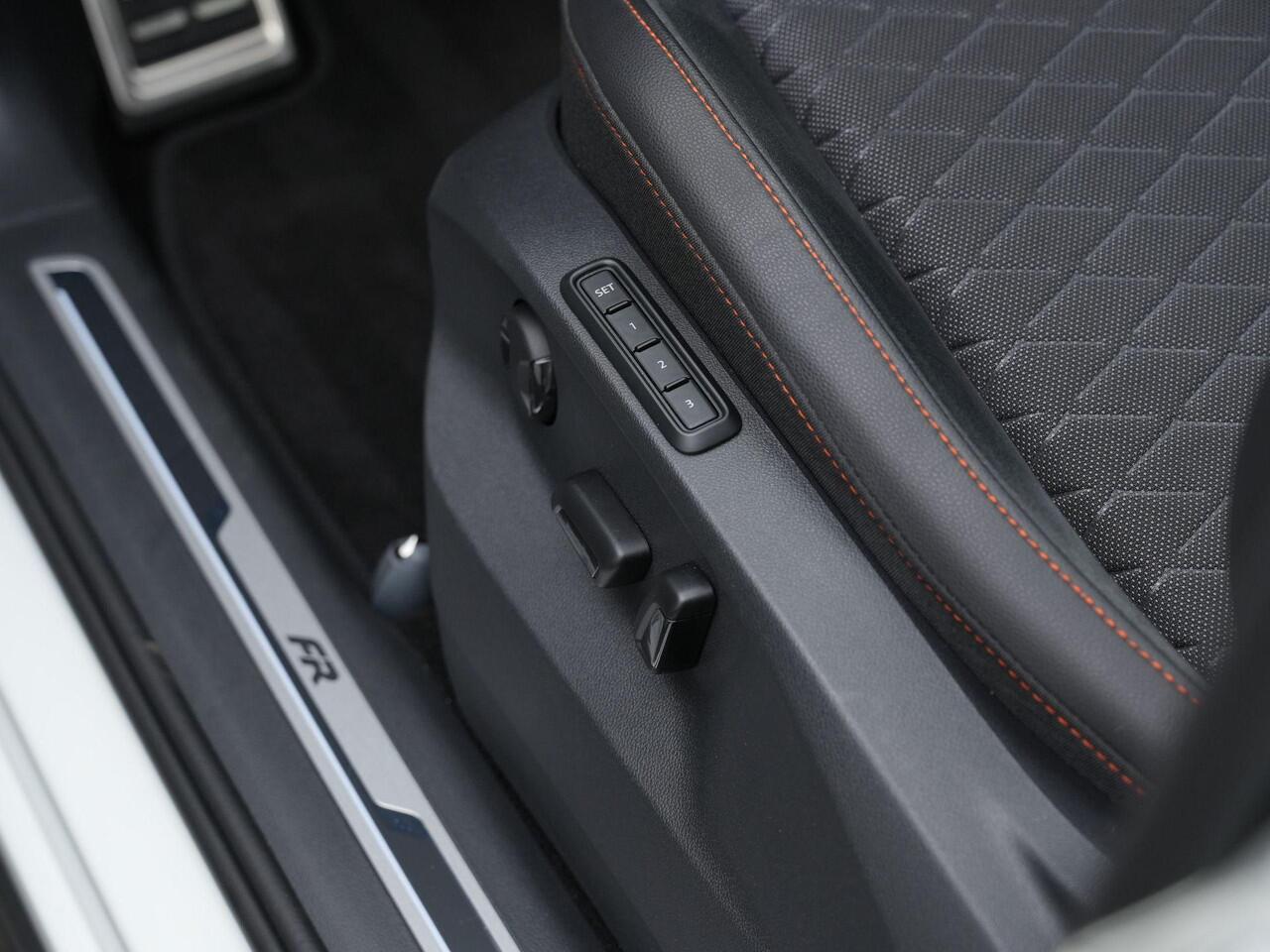 Seat Tarraco 1.4 TSI e-Hybrid 245 pk PHEV FR Business | Panoramadak | Trekhaak | Geheugenstoel | 360 camera | Stuur-/achterbankverwarming