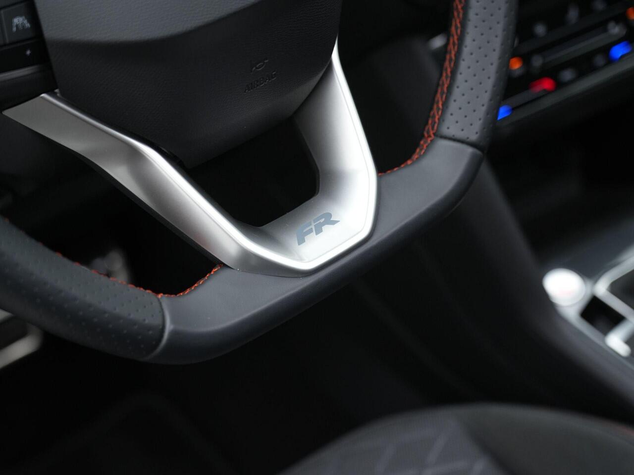 Seat Tarraco 1.4 TSI e-Hybrid 245 pk PHEV FR Business | Panoramadak | Trekhaak | Geheugenstoel | 360 camera | Stuur-/achterbankverwarming