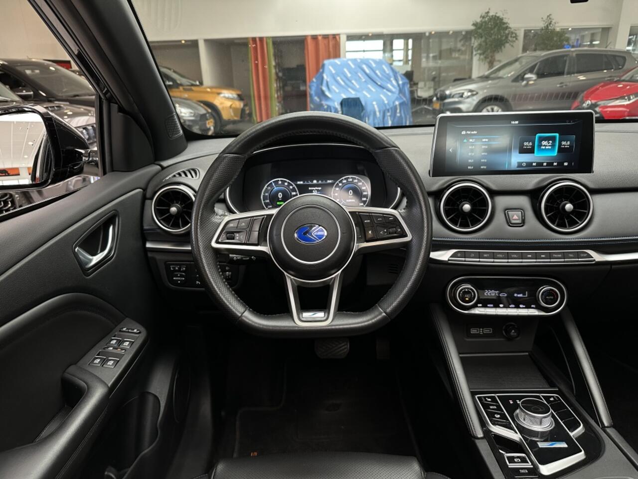 Seres 3 52kWh [ TREKHAAK I PANO DAK I SNELLAAD I 360 CAM ]