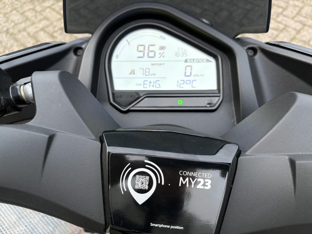 Silence 100% ELECTR. Bromscooter Silence S01 5.6 kWh EIGEN MOBIELE ACCU!!!