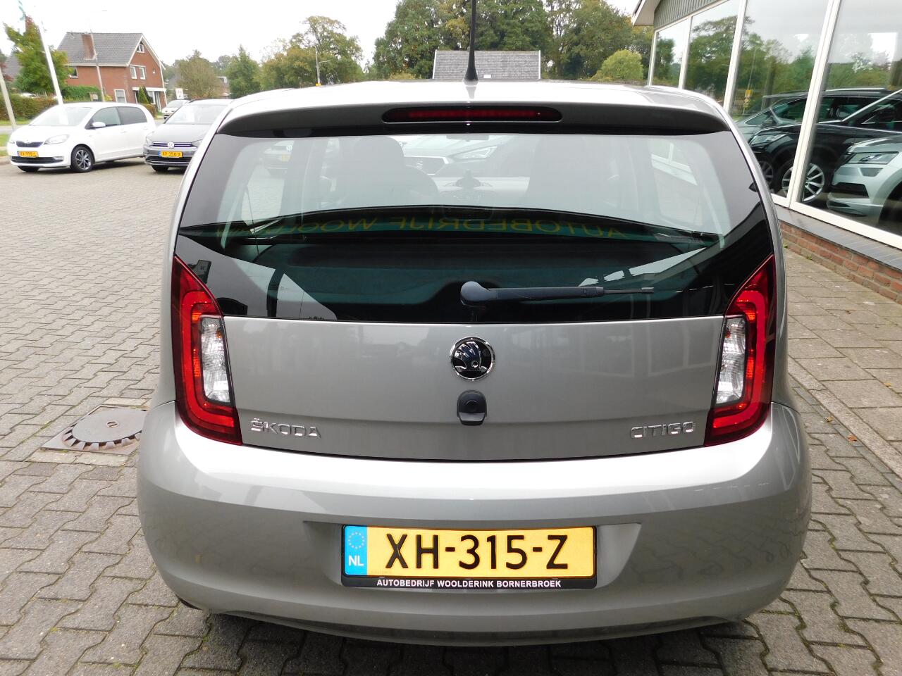 Skoda CITIGO 1.0 60PK AMBITION!! All-in Prijs! CRUISE! 1 jaar g