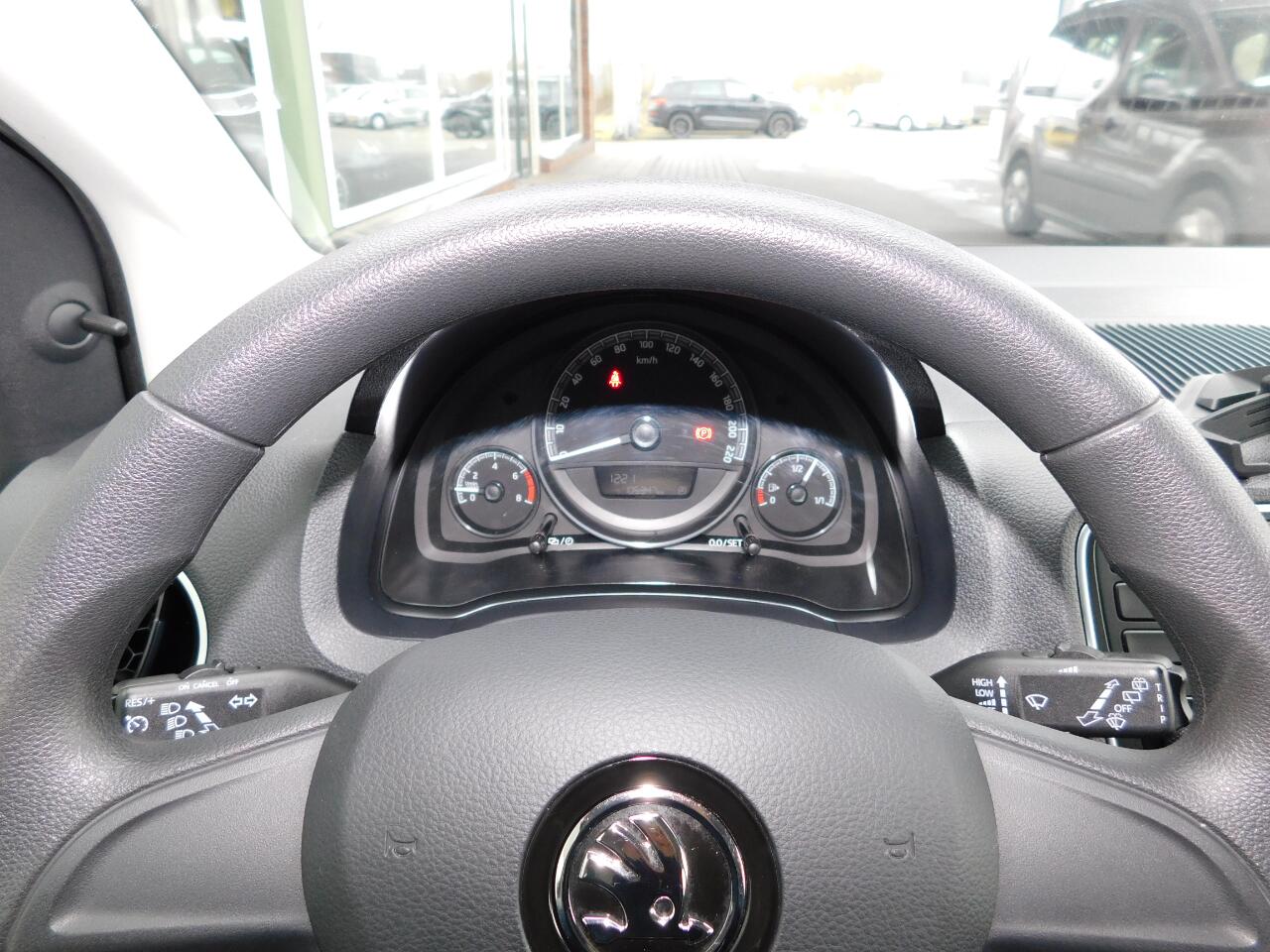 Skoda CITIGO 1.0 60PK AMBITION!! All-in Prijs! Cruise!